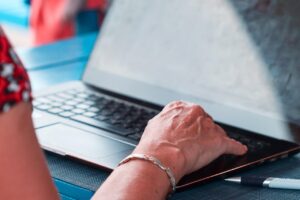 地方でフリーランスがリモートワークを成功させるためのポイントは？