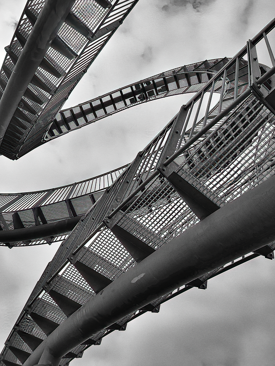 地方でのリモート仕事が都市圏と比べて魅力的な理由は？