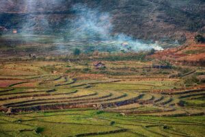 フルリモートPMの年収相場は地方でどのくらい？