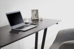 地方在住で在宅勤務をしながら転職して年収アップする方法は？